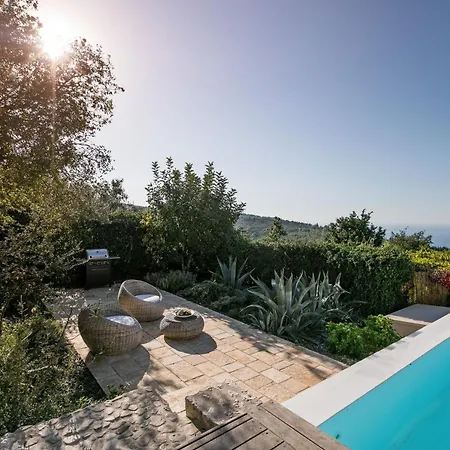 Great Lefkada - 1 Bedroom - Nikinara - Stunning Sea Views - Perfect For Couples * Tsoukaladhes